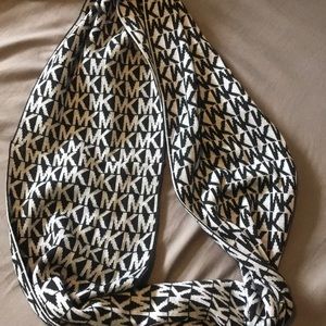 Michael Kors Infinity Scarf